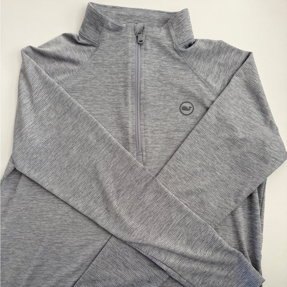 Boys Vineyard Vines Heather Gray Sankaty Quarter Zip.  Size L (14)